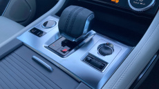 Jaguar F-Pace 2.0 D200 R-Dynamic Black 5dr Auto AWD Diesel Estate